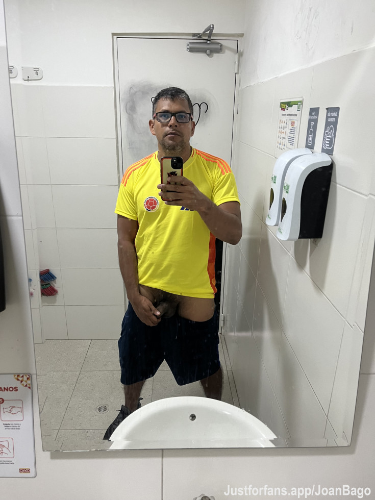 😉😉
#latinos #cock #hairy #vergas #gay