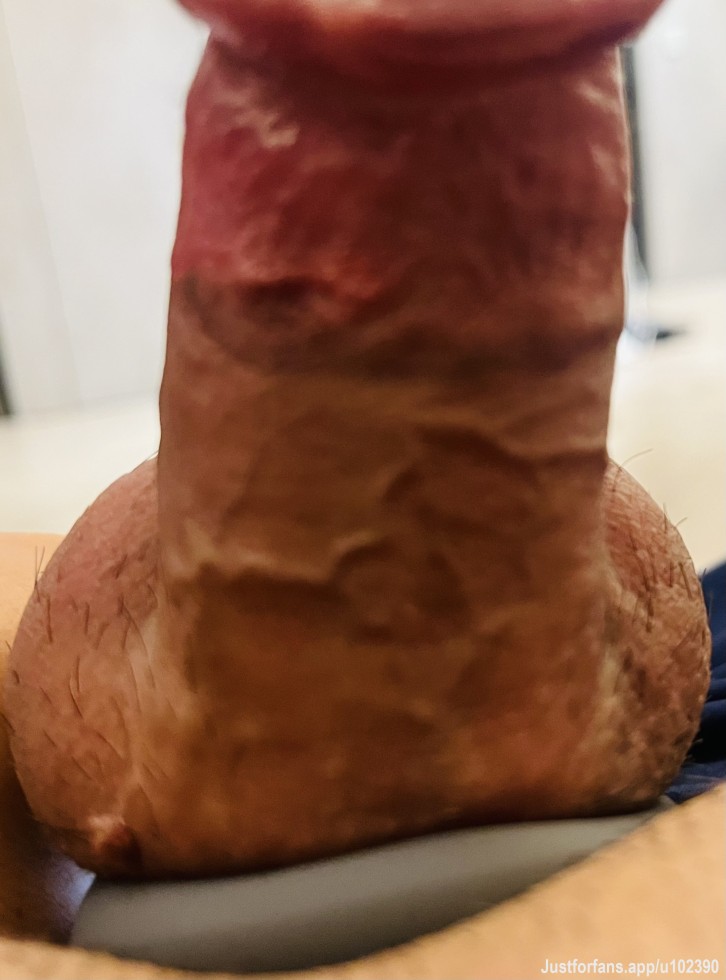 I love how the cock rings makes my veins pop out more. #maude #cockring #cock #cum #blowjob #fuckme #fillmeup #fillyouup #lovehoney #sex #fuckme #cumming