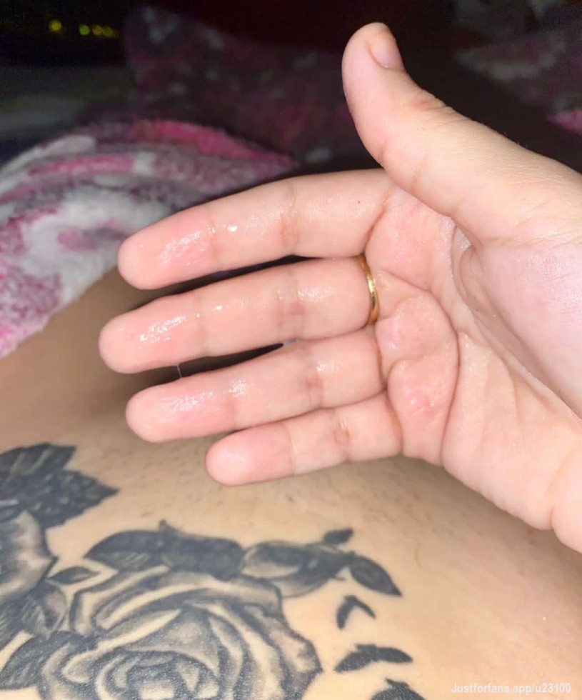Estoy muy Mojadita🤤