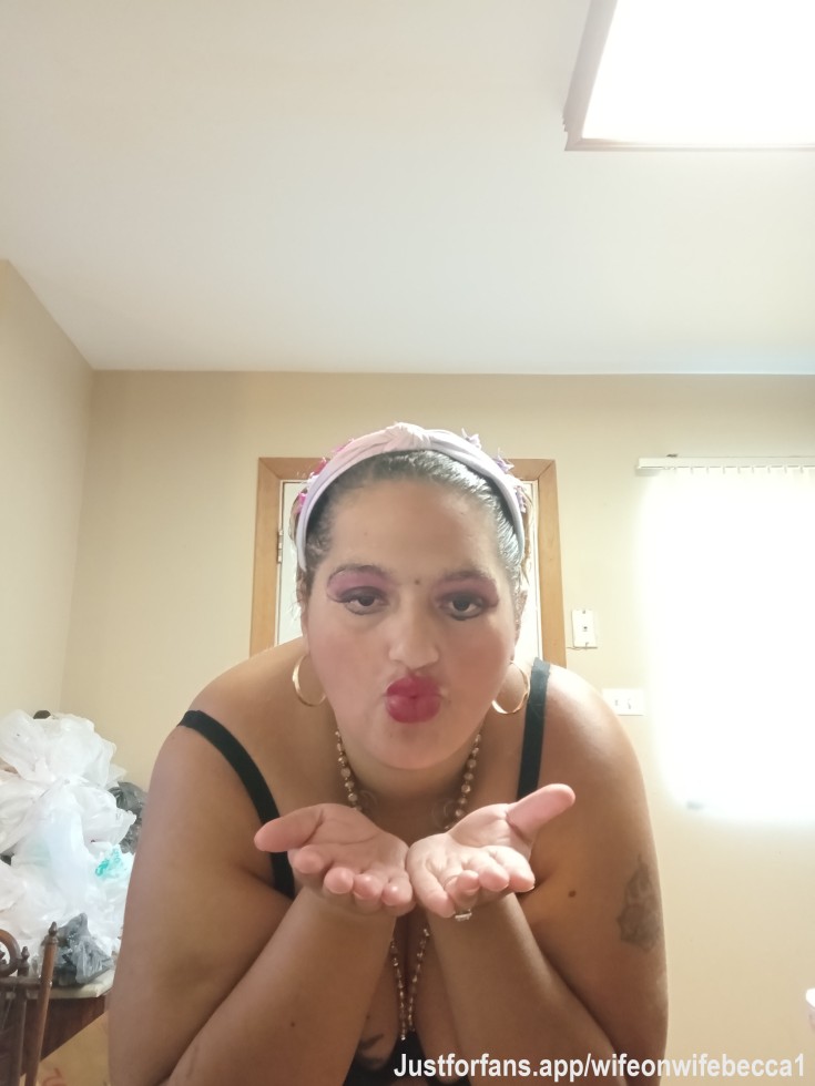 Kisses ladies and gentlemen