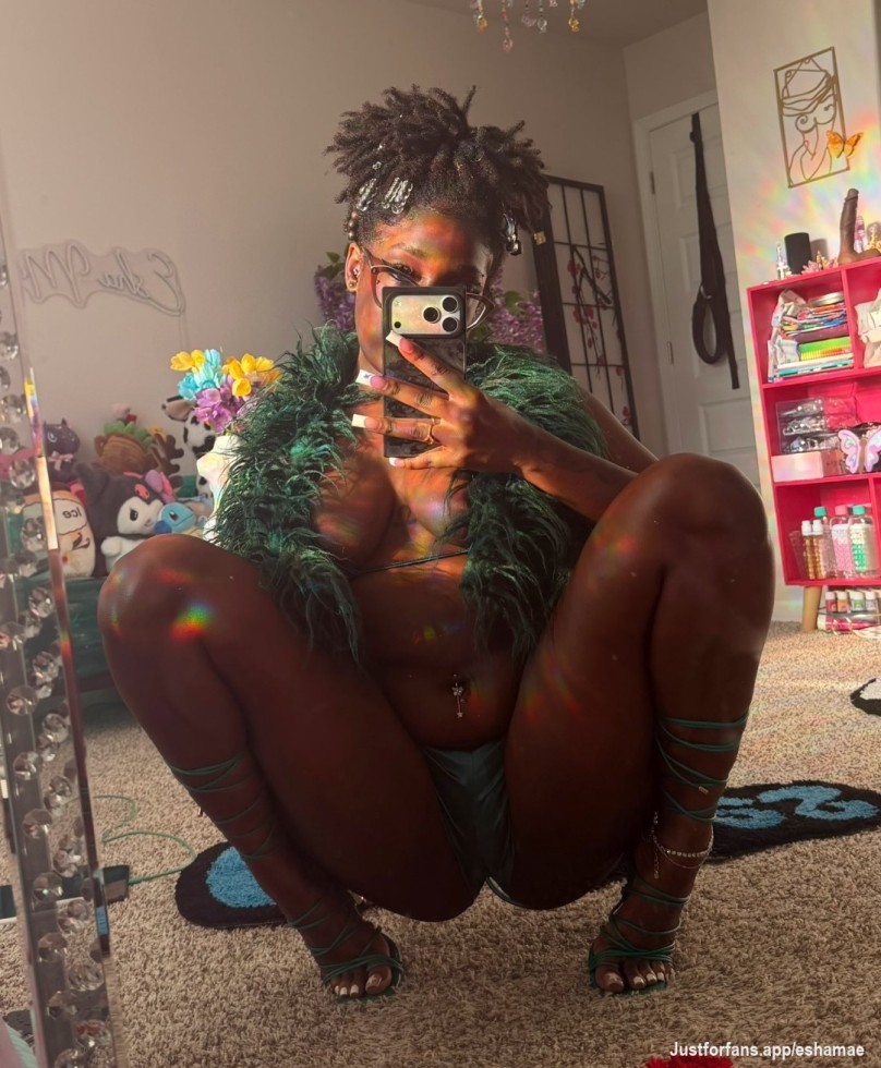 Damnn I'm so sexy 😍😍🤤