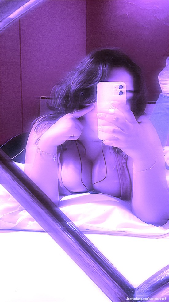 Por fin me decidí a abrir mi propio espacio secreto... ✨ Tenía muchas ganas de compartir este lado mío que muy pocos conocen. Si estás aquí desde hoy, prepárate, porque lo que viene te va a encantar. ¿Me acompañas en este inicio? 🔥