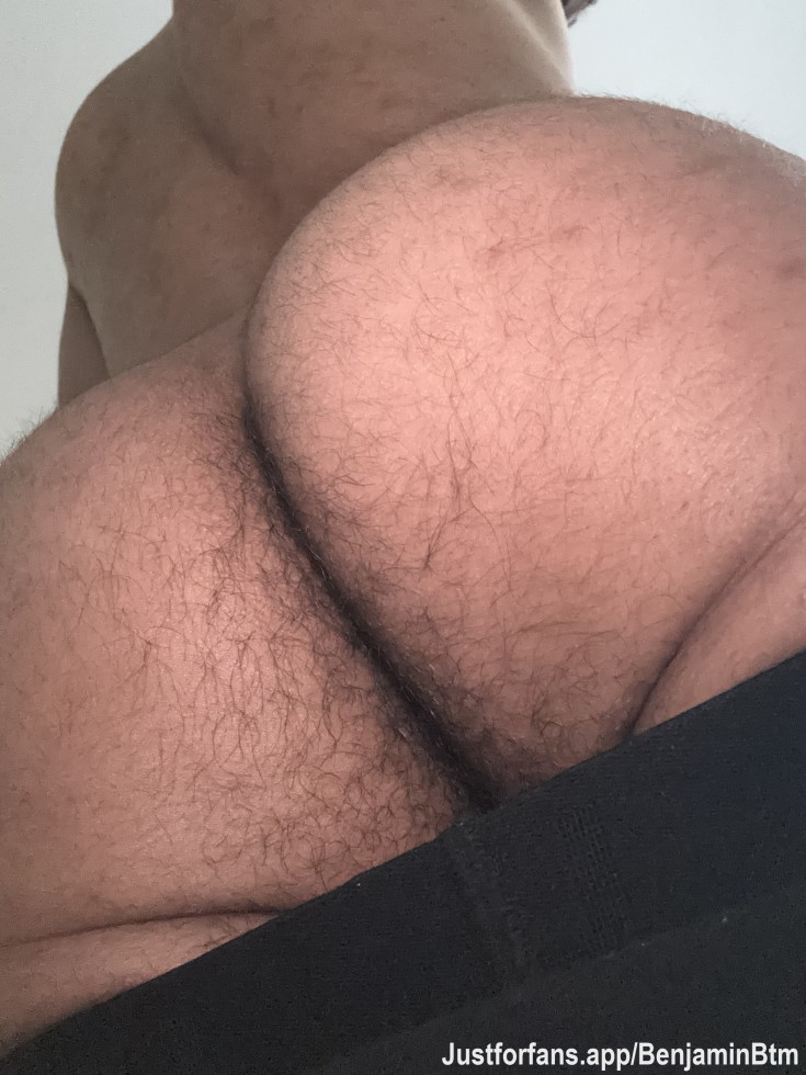 This heat got me feeling some kind of way 🍑🥵
